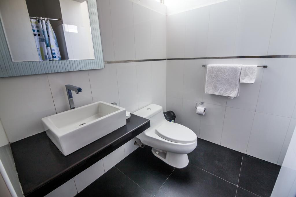 Hotel El Sol Пиура Екстериор снимка